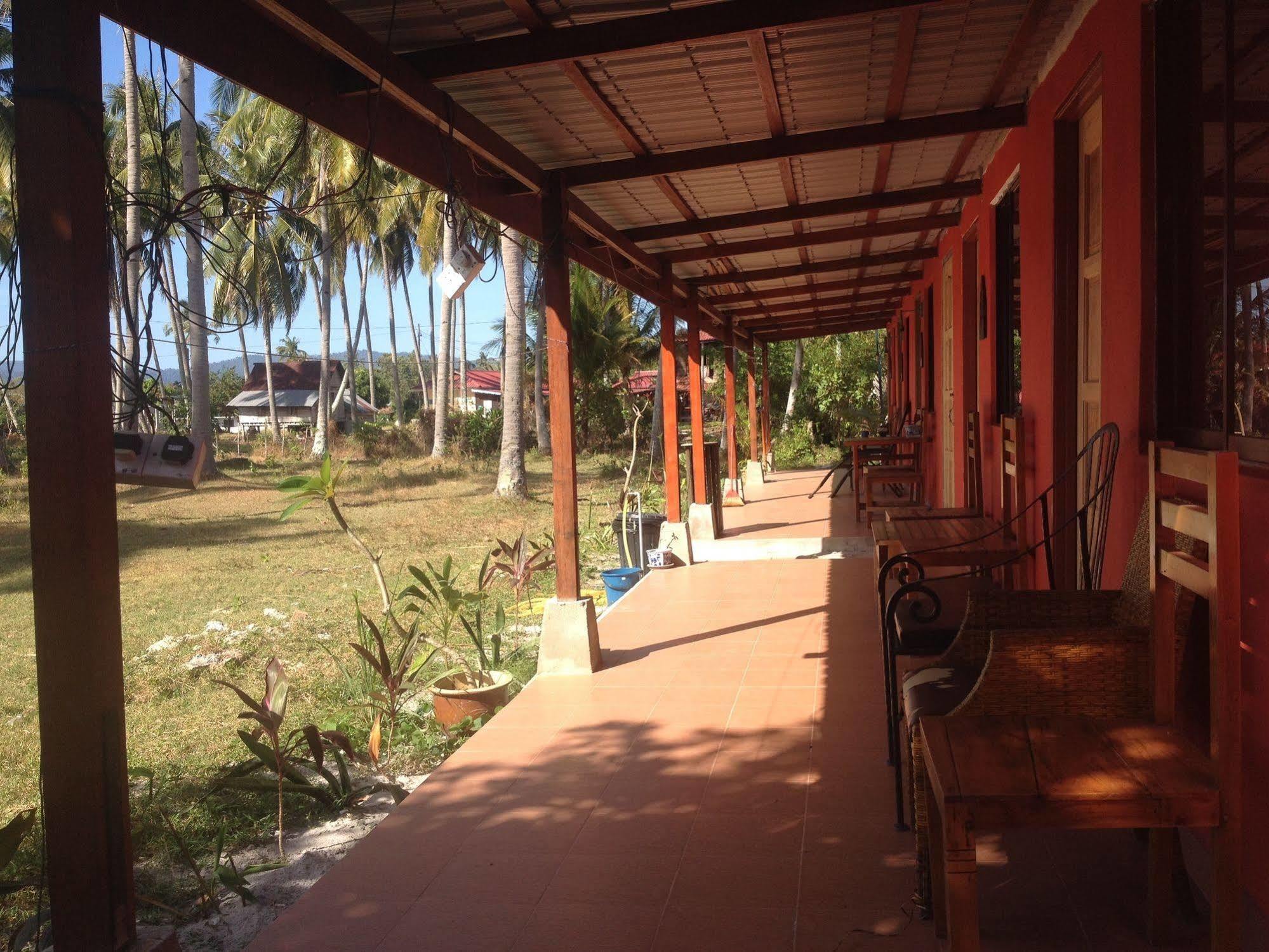 The Village Langkawi Pantai Cenang  Buitenkant foto