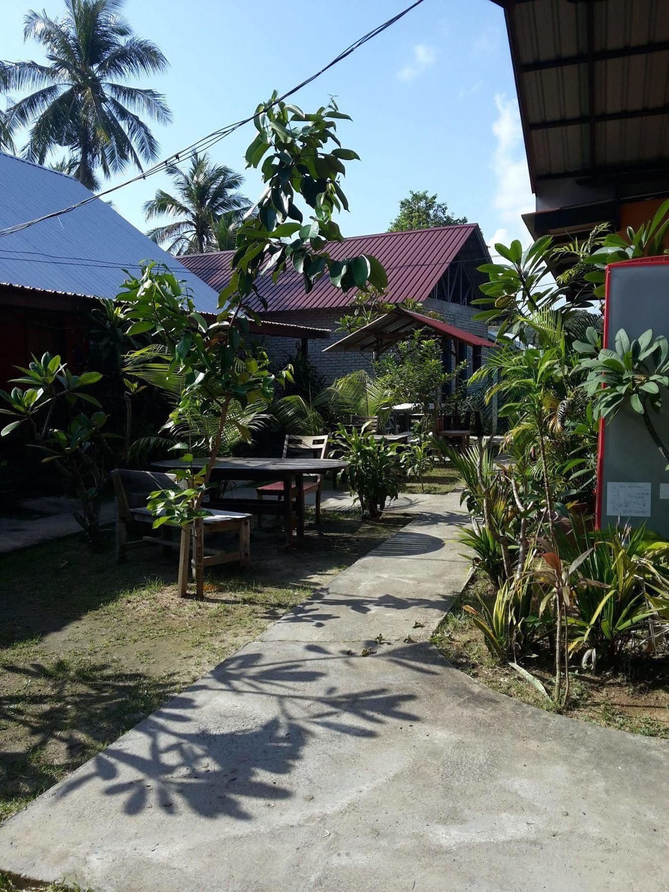 The Village Langkawi Pantai Cenang  Buitenkant foto